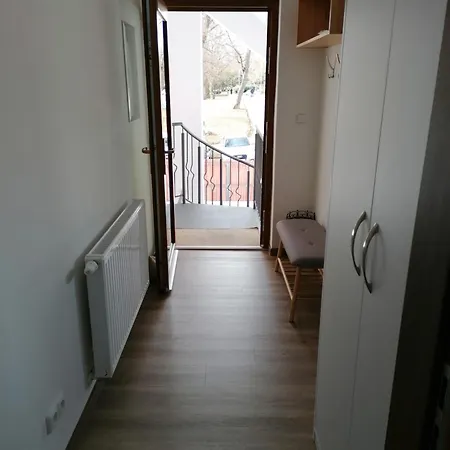 V Podkrovi 아파트 Uherský Brod